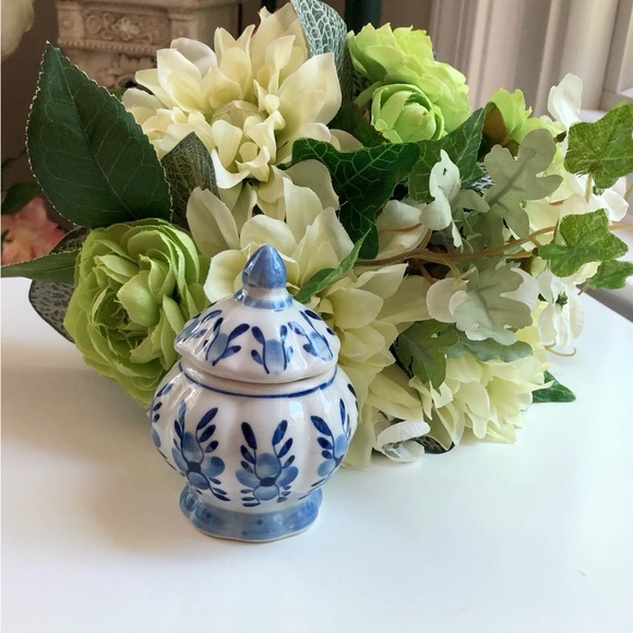 Vintage 1950’s Miniature Ginger Jar w/Lid - Picture 6 of 6